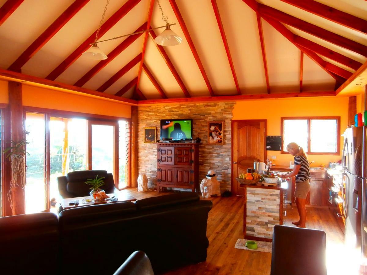 Korovesi Sunshine Villas Savusavu Exteriör bild